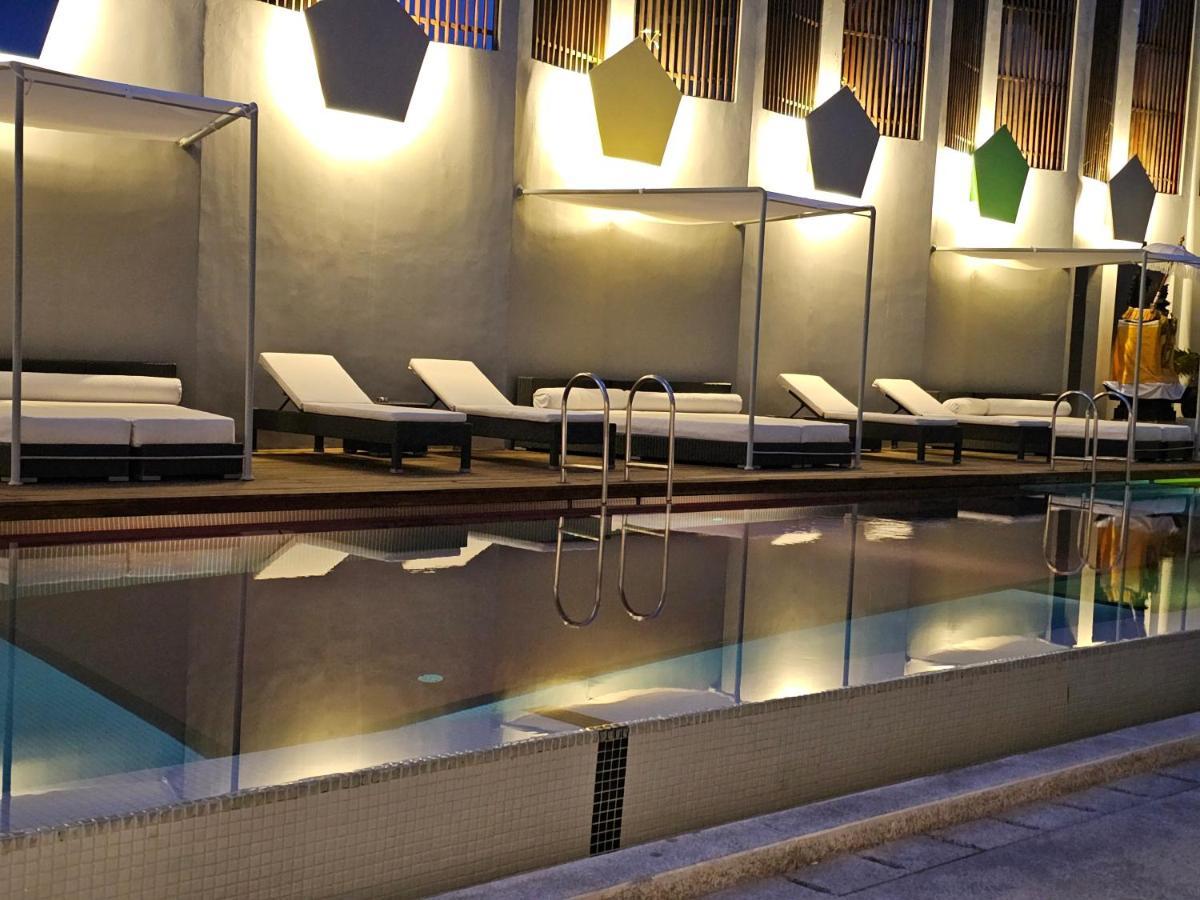 Chill Hotel Seminyak ภายนอก รูปภาพ