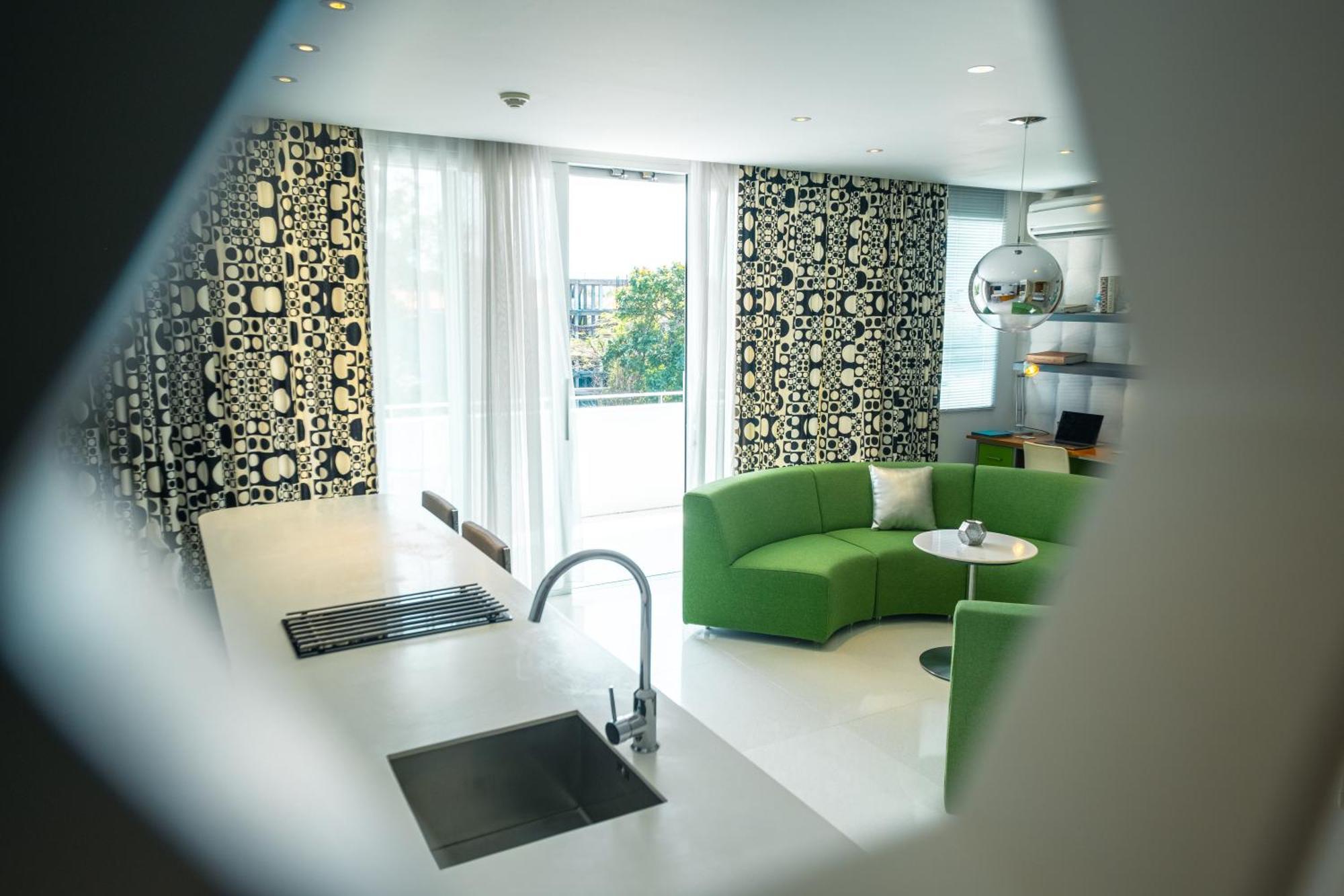 Chill Hotel Seminyak ภายนอก รูปภาพ