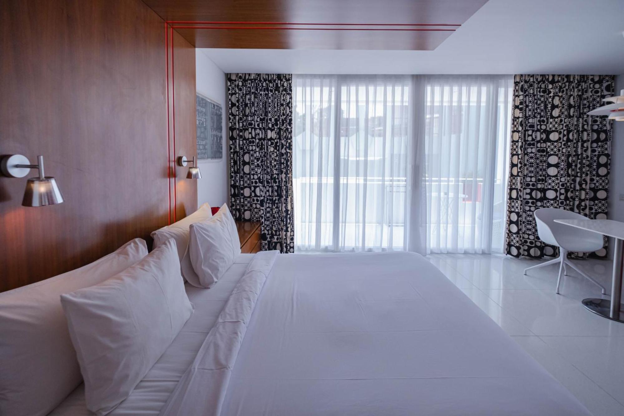 Chill Hotel Seminyak ภายนอก รูปภาพ